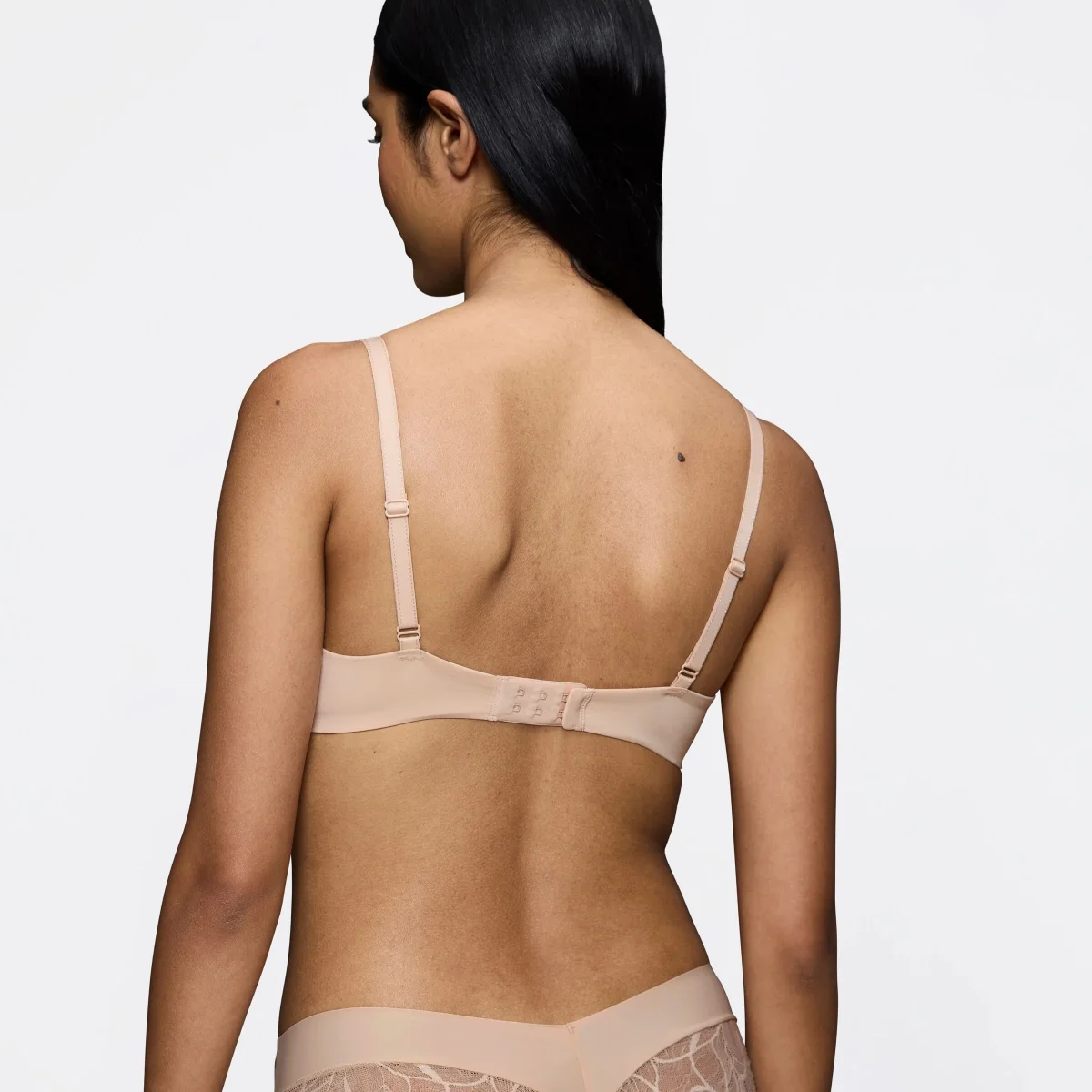 Triumph Body Make-Up Illusion Lace WP rintaliivi - Image 3